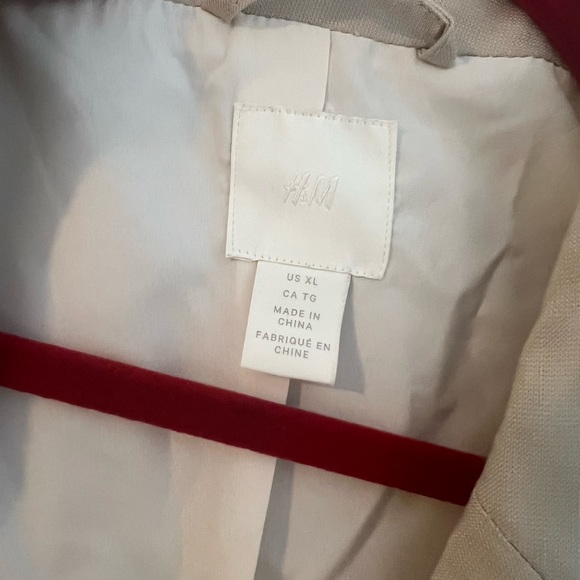 Beige blazer - Picture 2 of 2